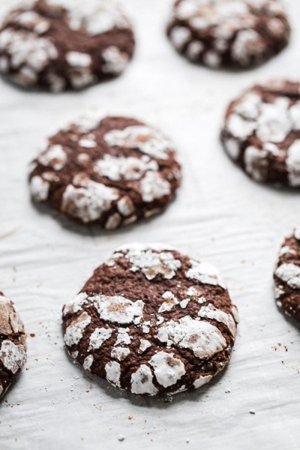 chocolate crinkle cookies