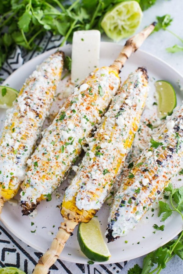 Easy Mexican Street Corn- this street corn is super easy to make on the grill and is teh perfect side dish that everyone will enjoy!