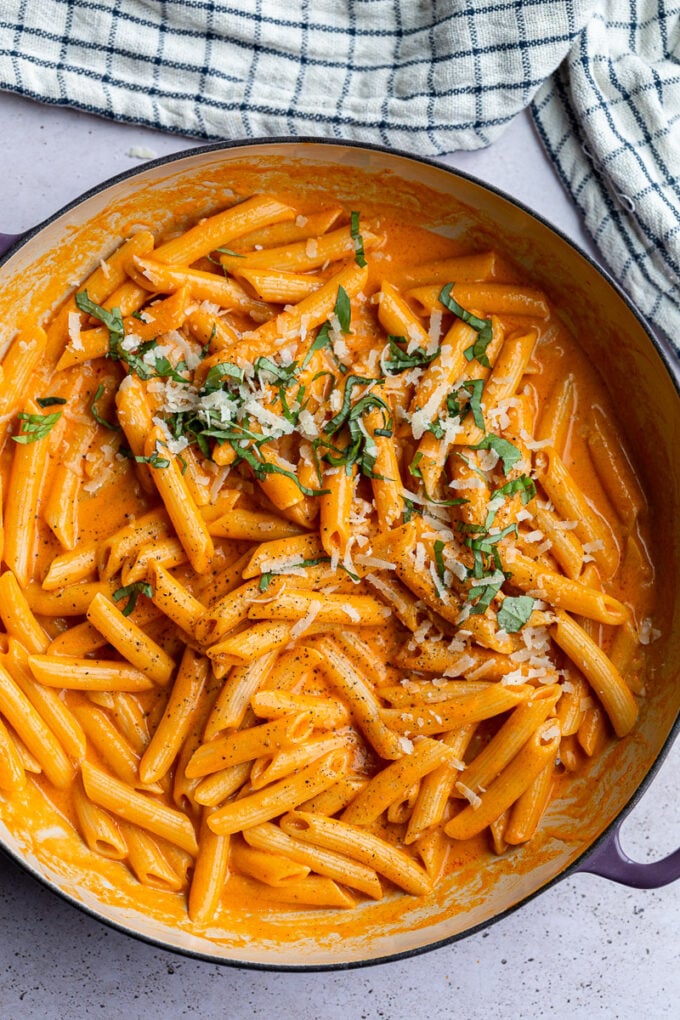 Roasted red pepper pasta in a large pot.