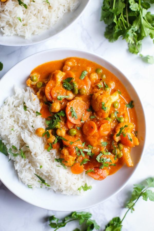 tikka masala on a marble background